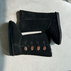 Black bear paw shin high boots